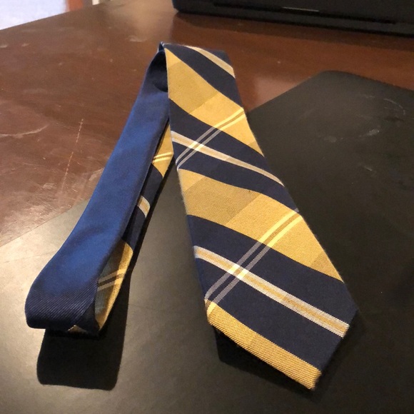 Brooks Brothers Other - Tommy Hilfiger neck tie Brooks Brothers Other - Tommy Hilfiger neck tie